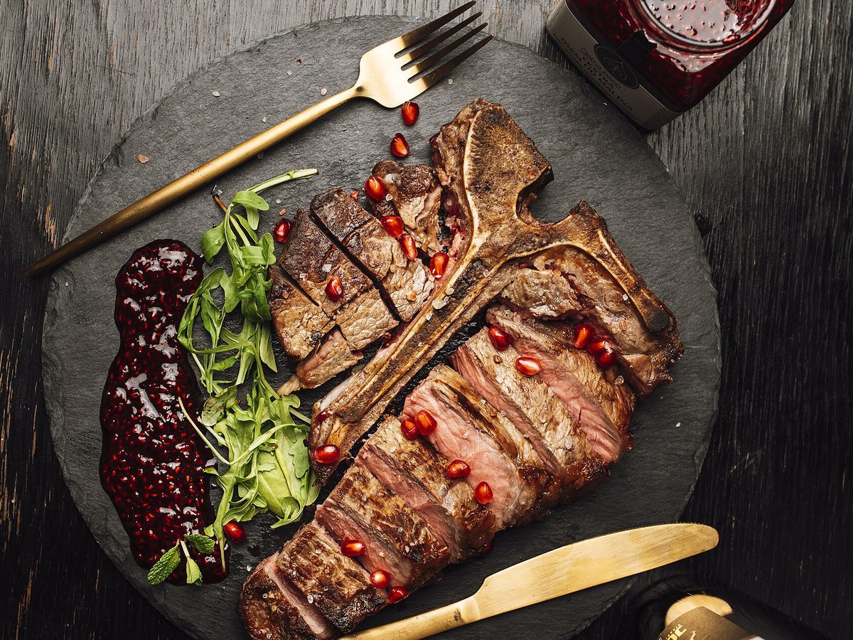 Restaurant Best din Ploiești, pe Bulevardul Republicii